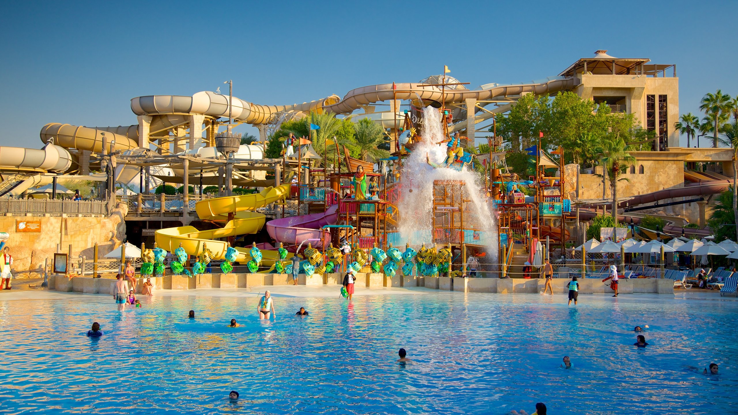 famous waterparks of the UAE