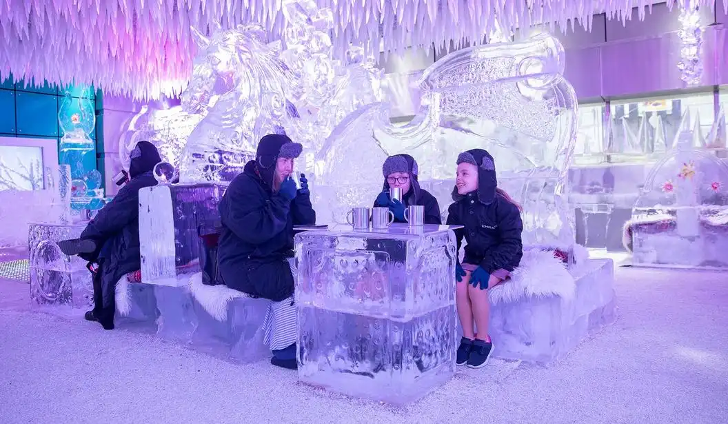 Chillout Ice Lounge