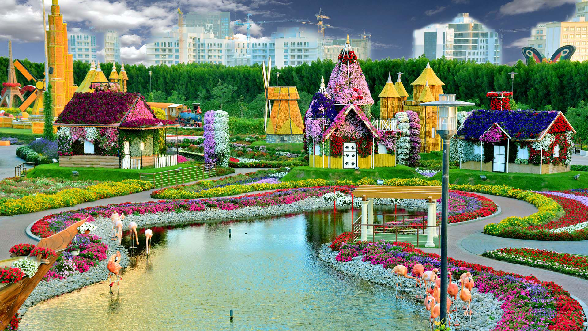 Dubai Miracle garden