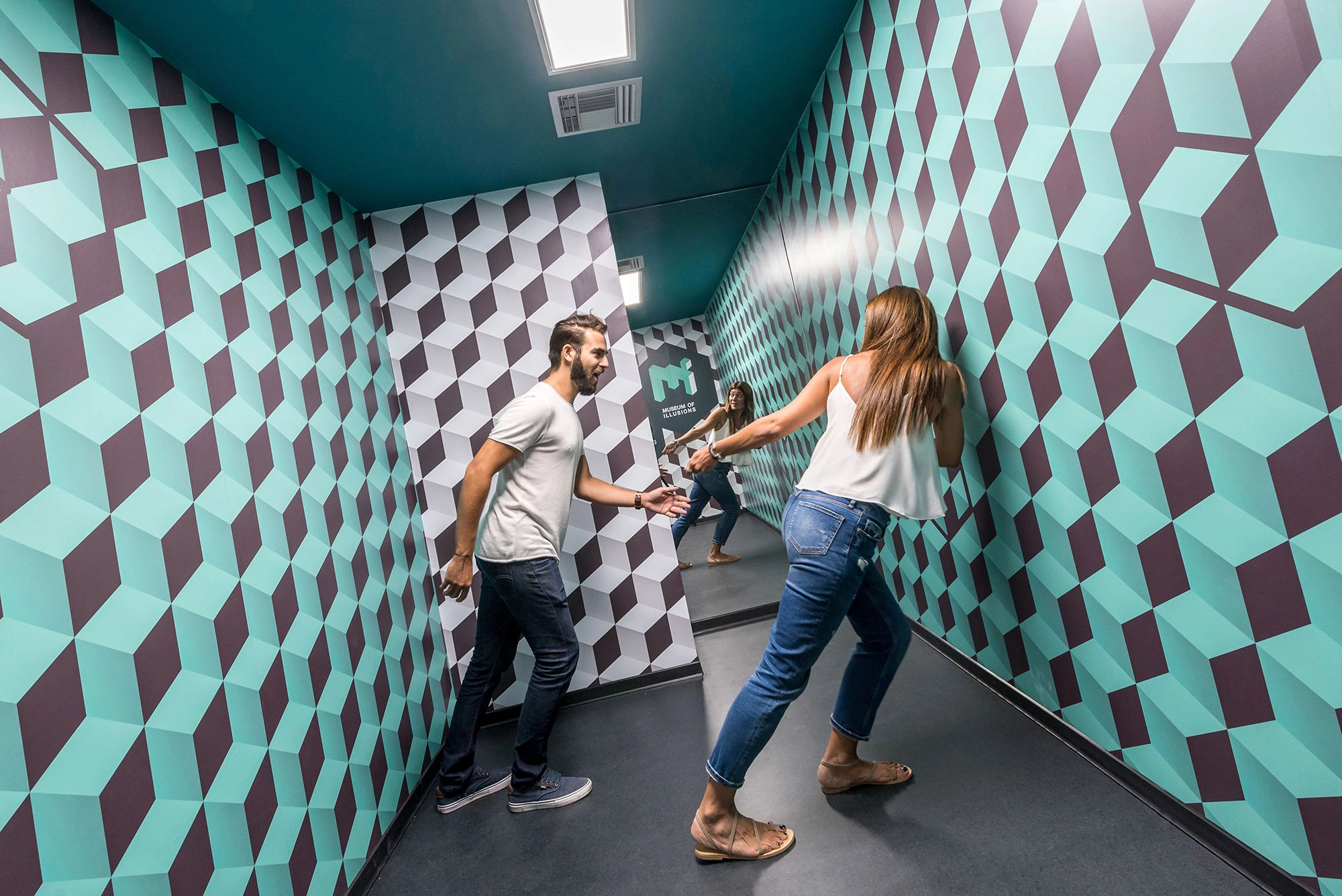 Museum Of Illusions Dubai Museum Of Illusions GXWOTT